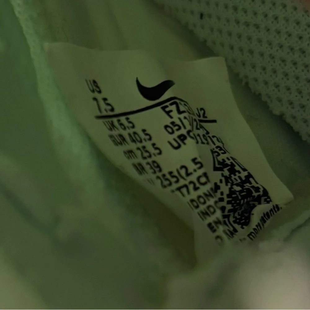 MDS CR7 Soccer Turf Shoes - Picture 6 of 8